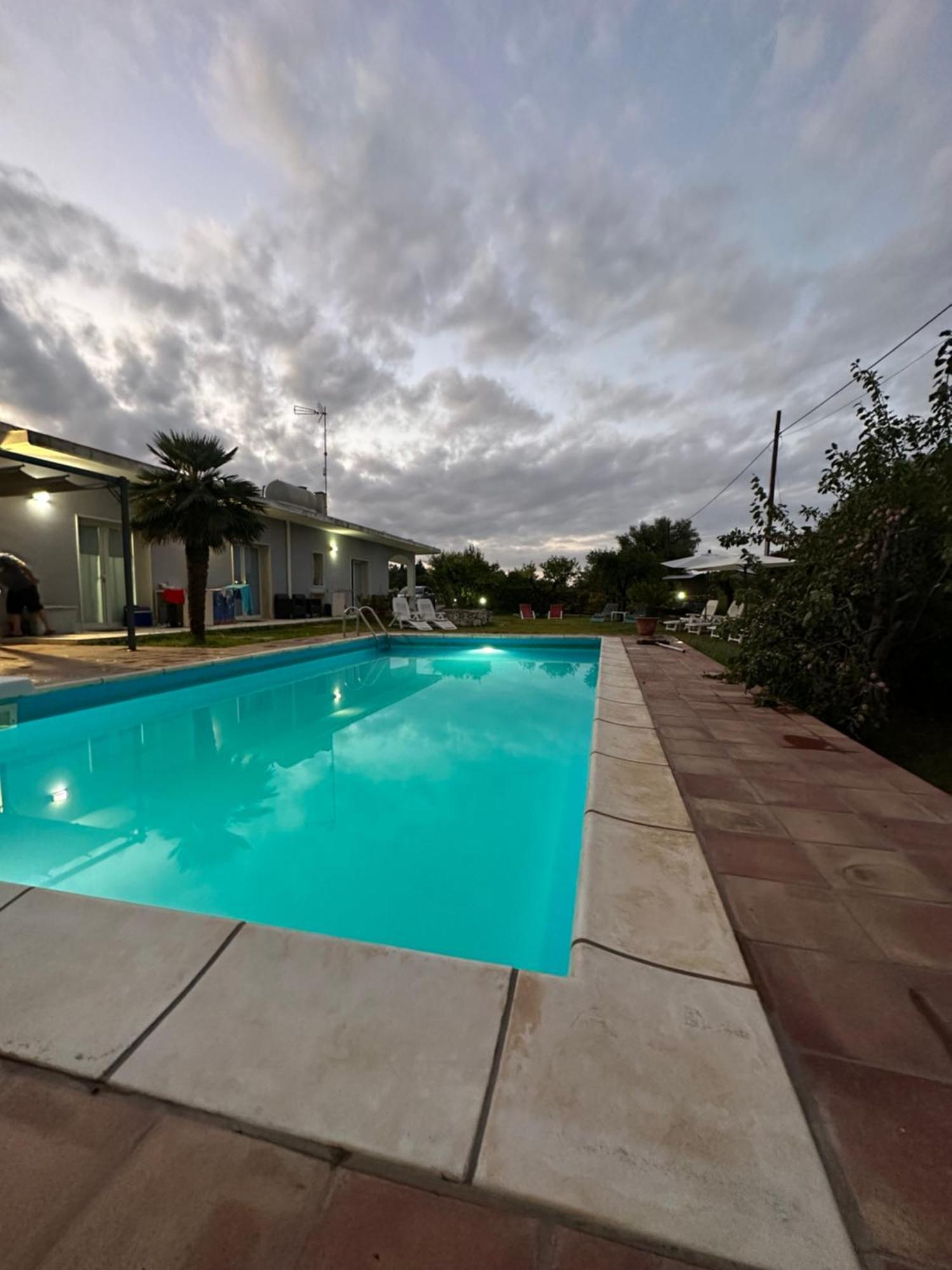 Апартаменти Casa Vacanza Le Tre Palme Флоридія Екстер'єр фото