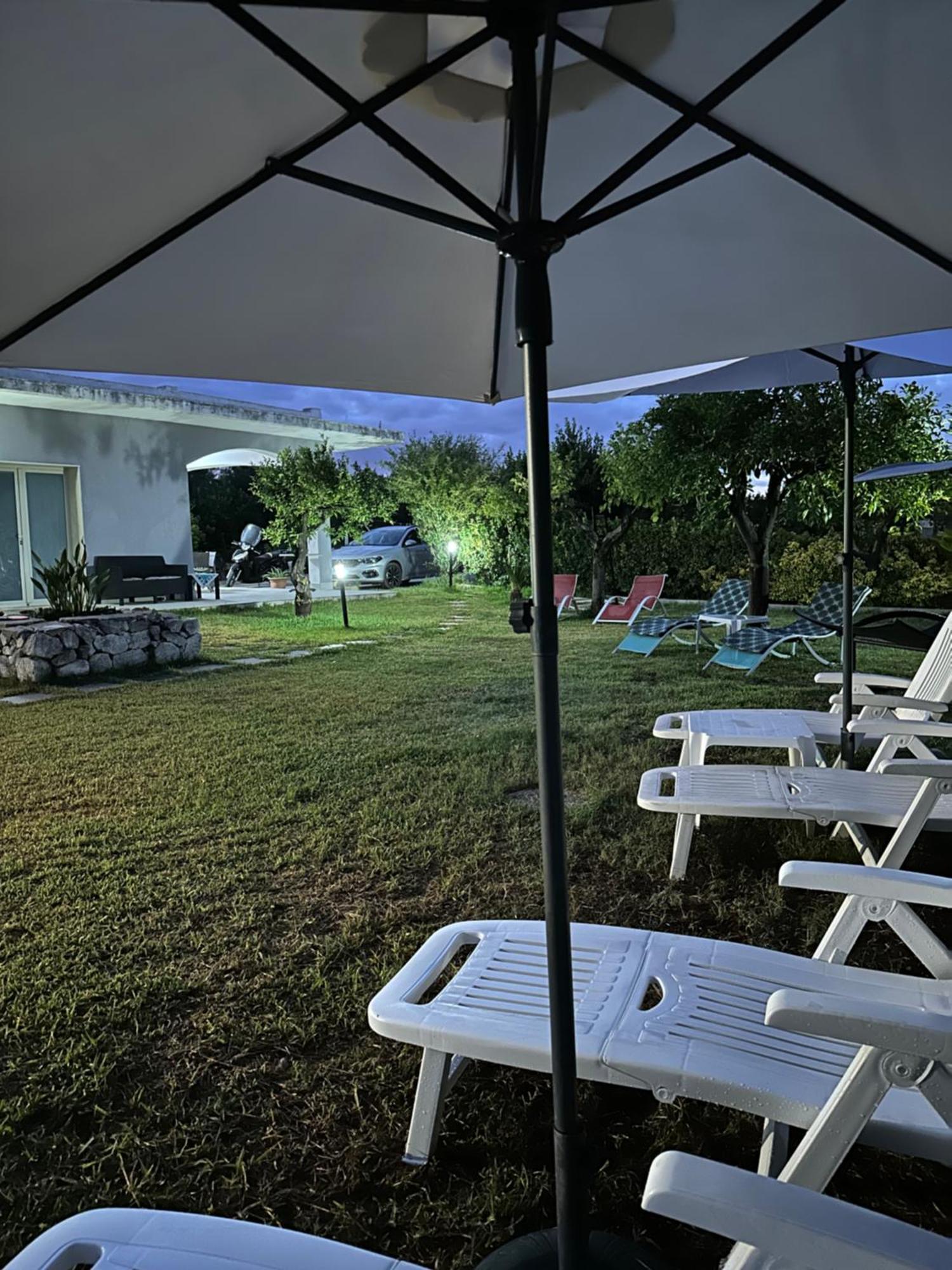 Апартаменти Casa Vacanza Le Tre Palme Флоридія Екстер'єр фото